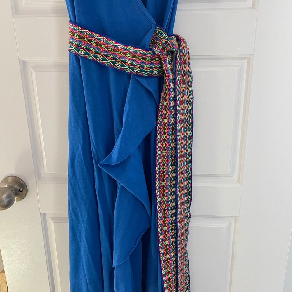 BLUE SOLID WRAP MAXI DRESS - Picture 5 of 8